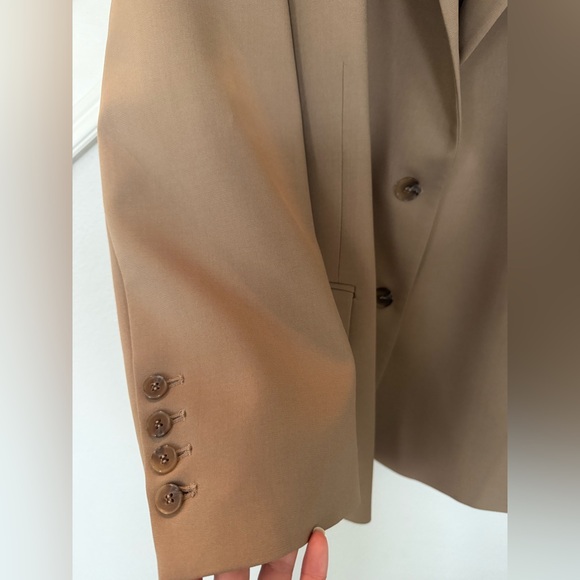 The Frankie Shop Bea Blazer sz M Latte $385 - Picture 4 of 6